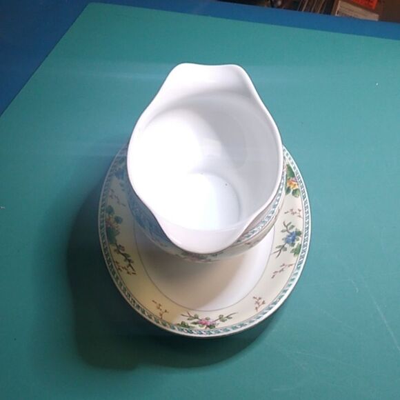 Noritake Amerita Hand painted Floral Oval Gravy Boat Connected Plate - Picture 3 of 7